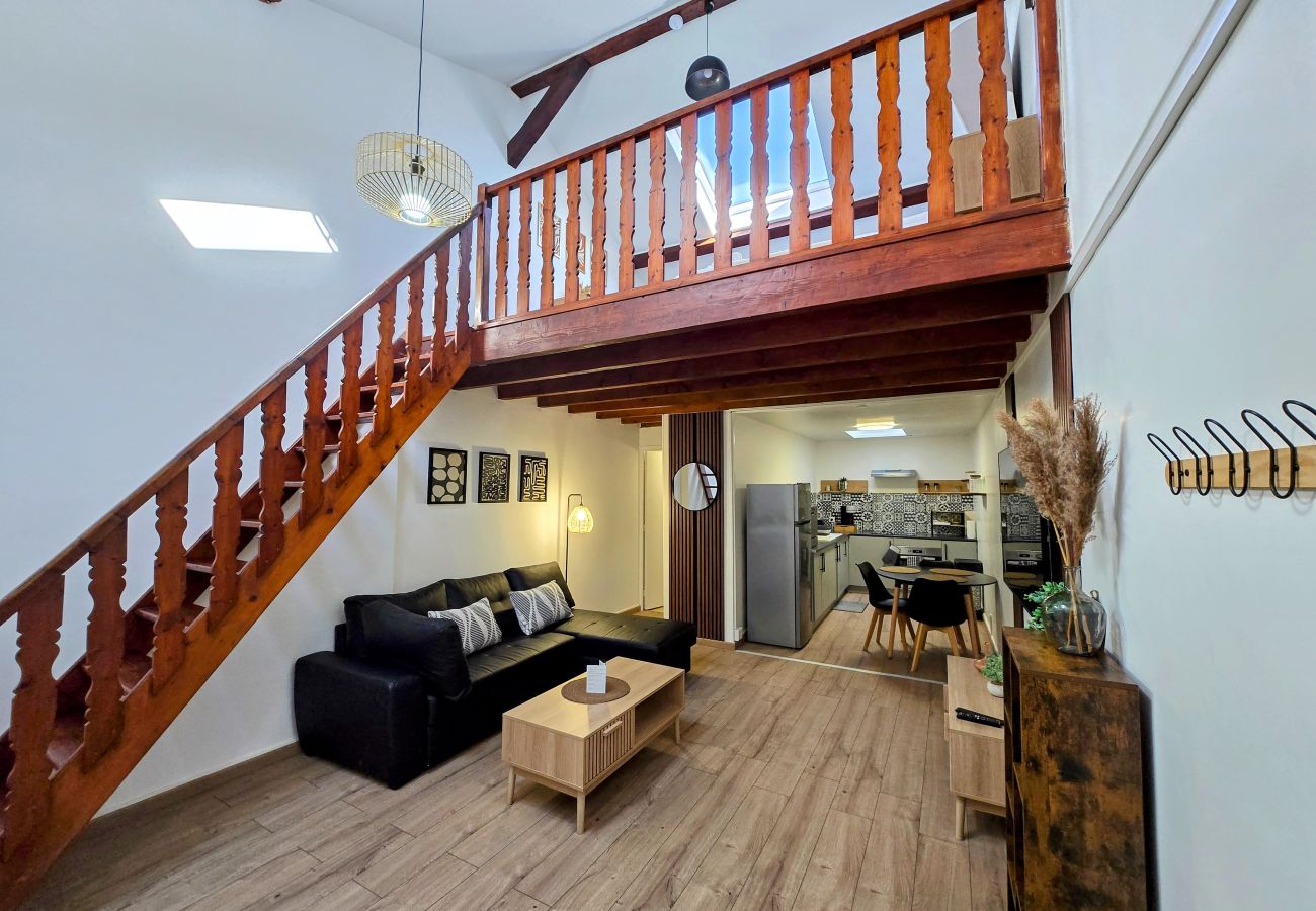 Apartment in Auxerre - Jules Ferry - Séjour à Auxerre