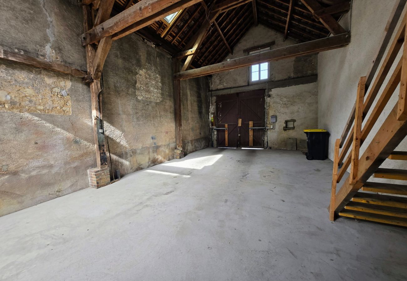 House in Auxerre - Maison de ville d'exception | 78m² meublée | Garage 3 voitures