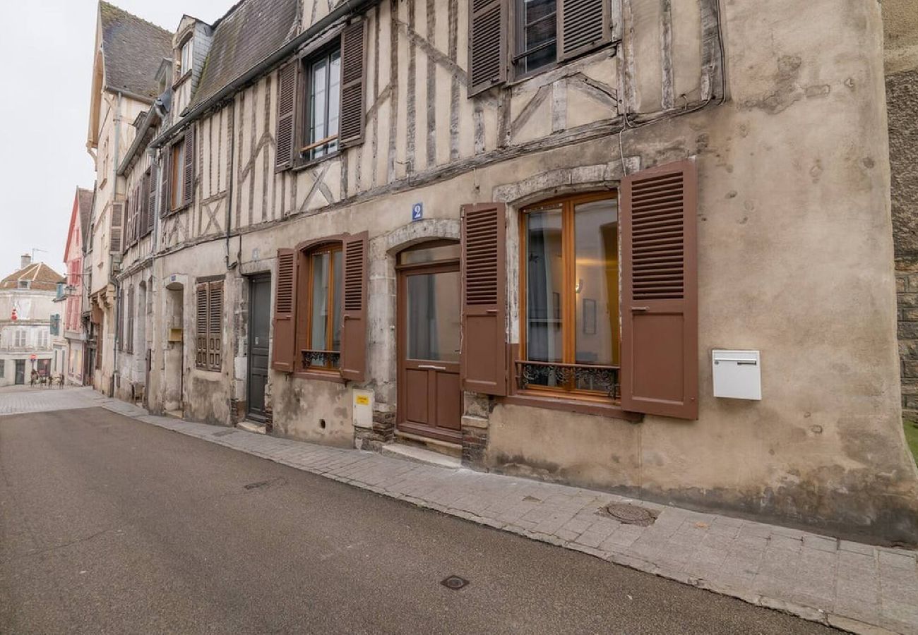 Apartment in Auxerre - Joubert