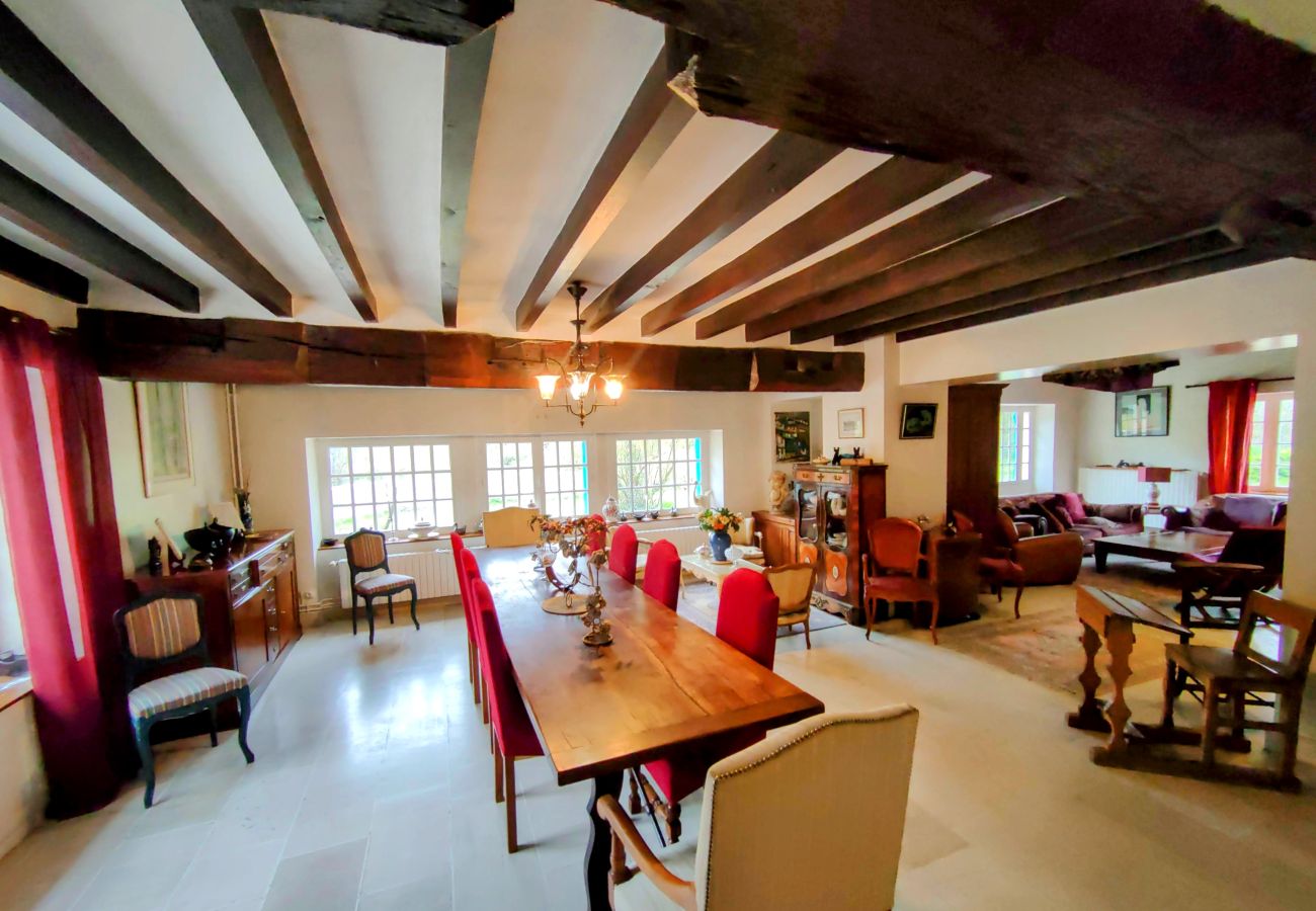 Country house in Roffey - Champs du Moulin - Séjour à Roffey