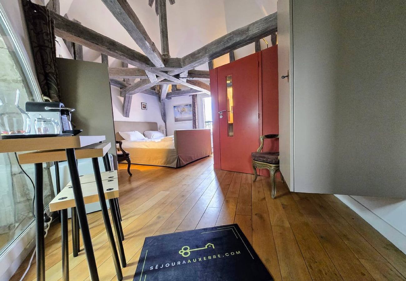 Studio in Auxerre - Robillard 3 - Séjour à Auxerre