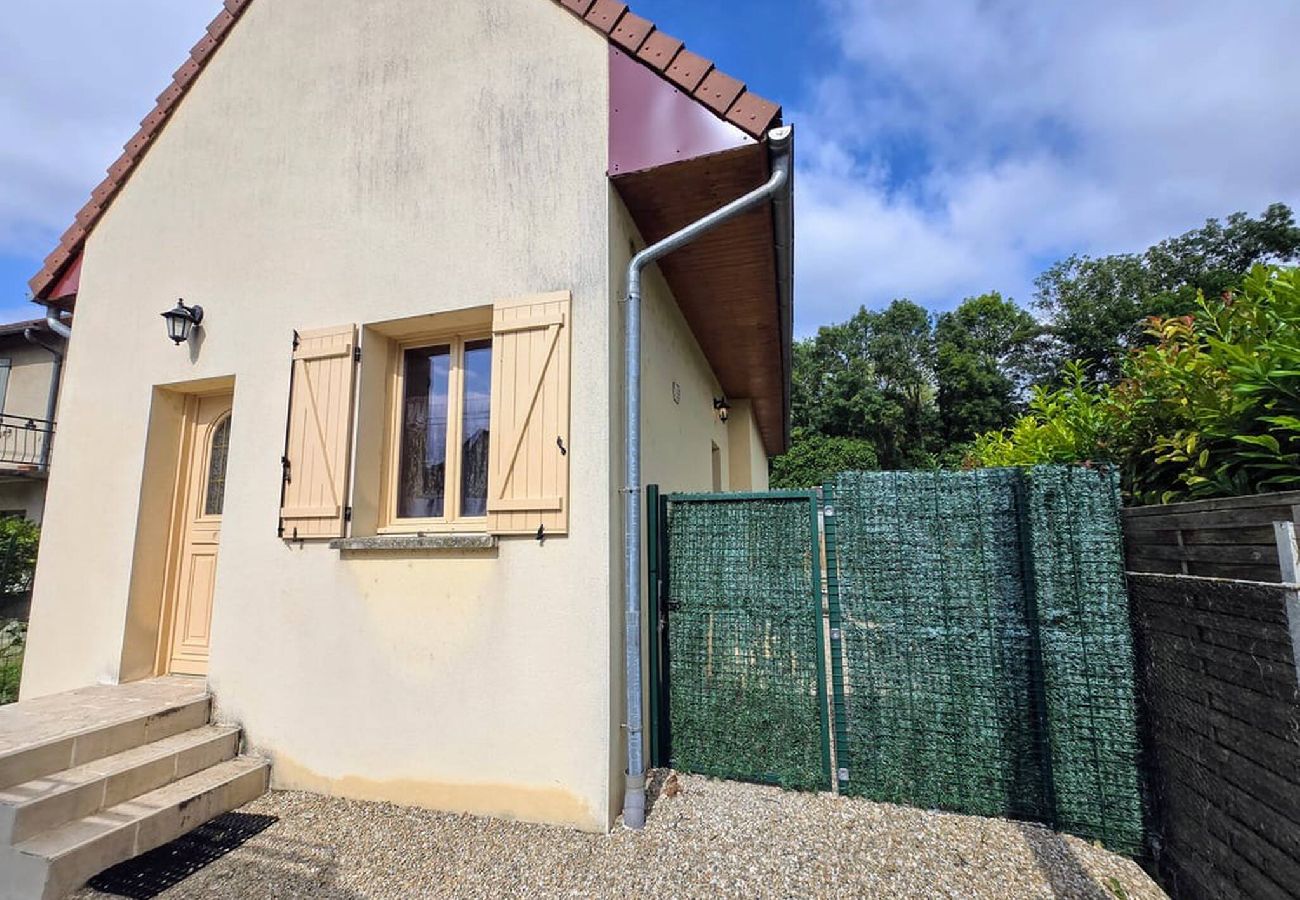 House in Auxerre - Lavoir - Séjour à Auxerre