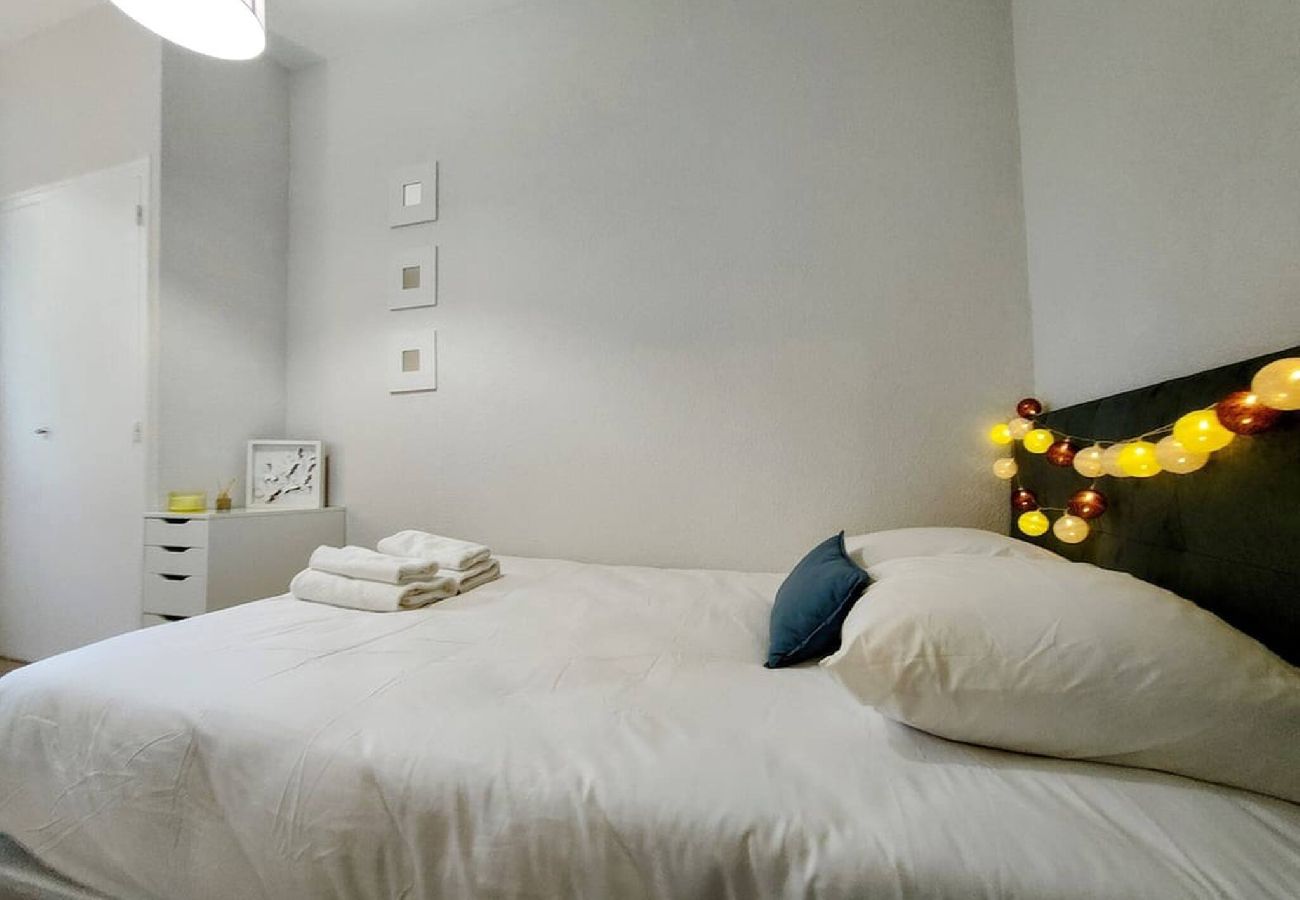 Apartment in Auxerre - Paris II - Séjour à Auxerre