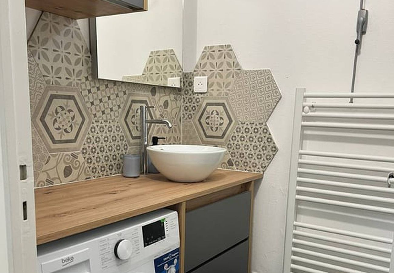 Apartment in Auxerre - La Fortification - Séjour à Auxerre