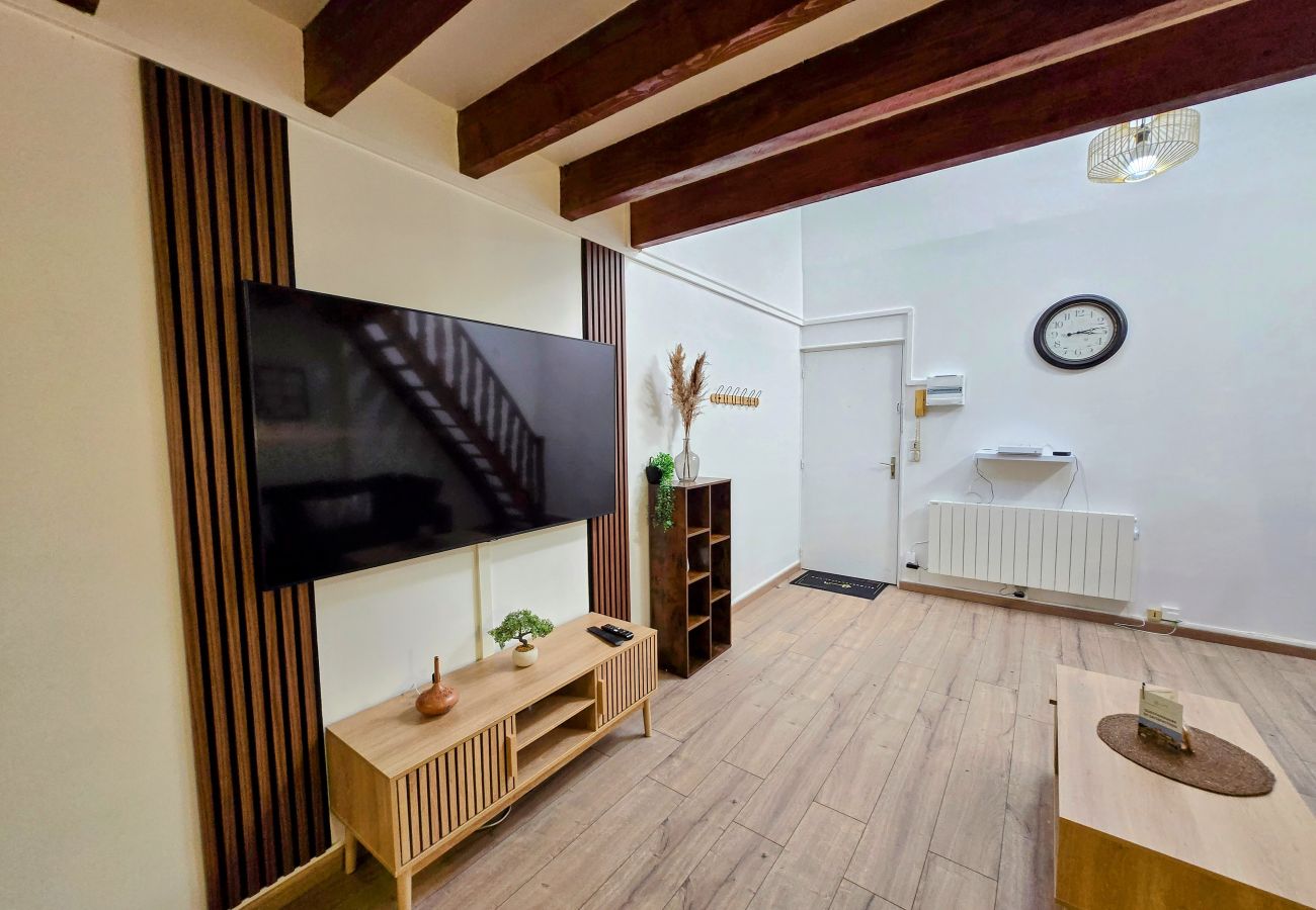 Apartment in Auxerre - Jules Ferry - Séjour à Auxerre