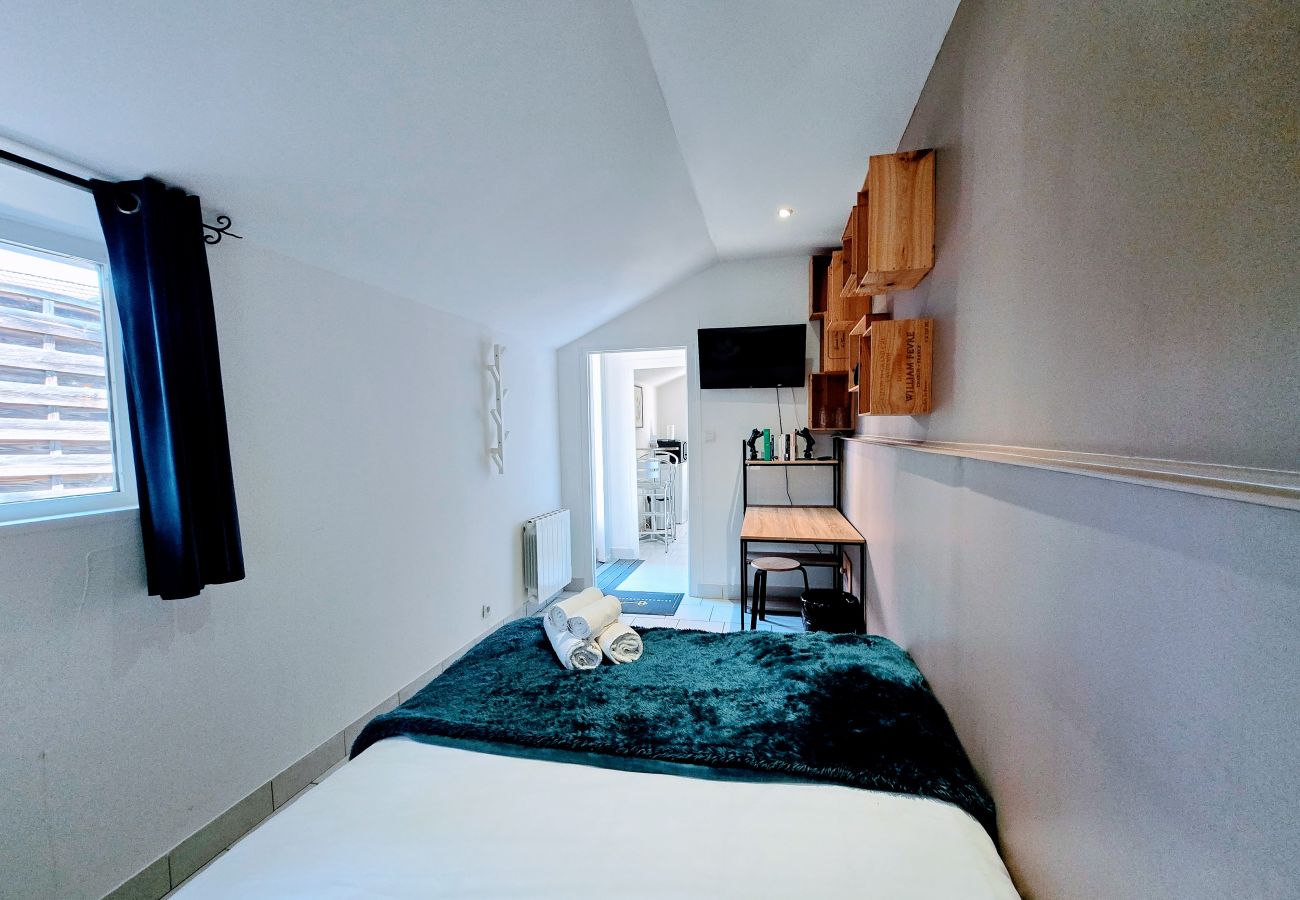Studio in Auxerre - Joffre - Séjour à Auxerre