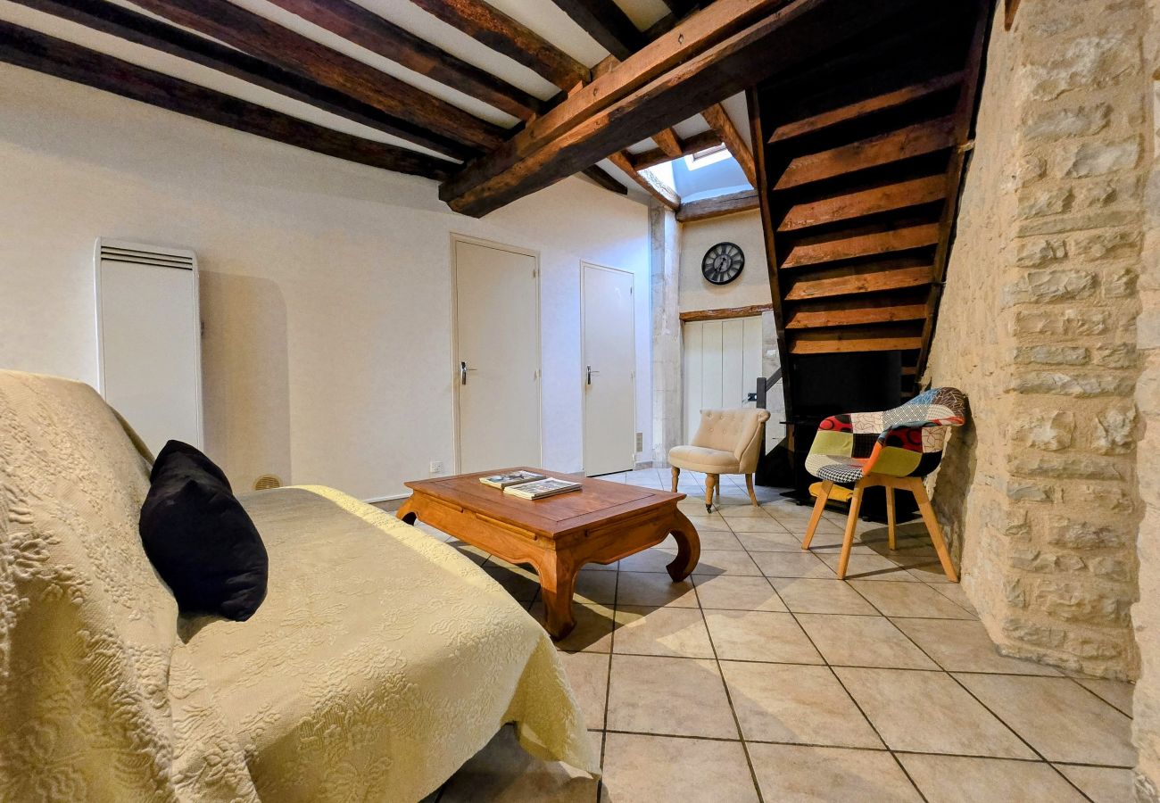 House in Chablis - L'église - Séjour à Chitry
