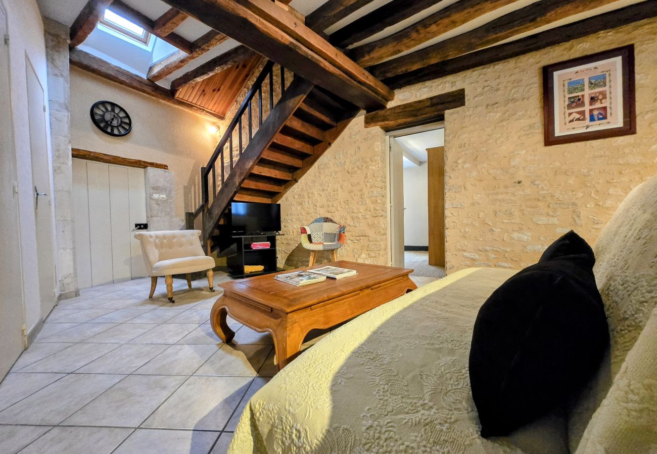 House in Chablis - L'église - Séjour à Chitry