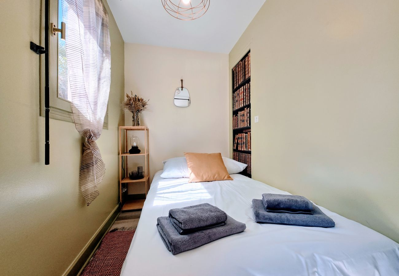 Apartment in Chablis - Le Héron du Serein - Séjour à Chablis