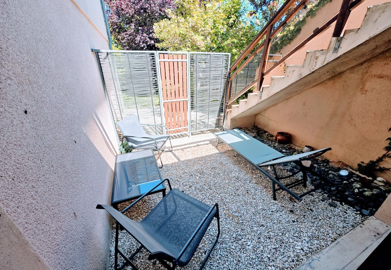 Apartment in Chablis - Le Héron du Serein - Séjour à Chablis