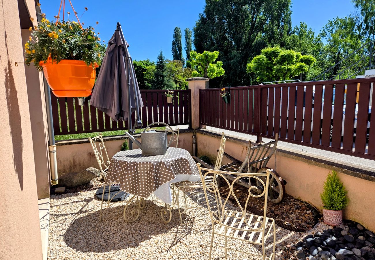 Apartment in Chablis - Le Héron du Serein - Séjour à Chablis