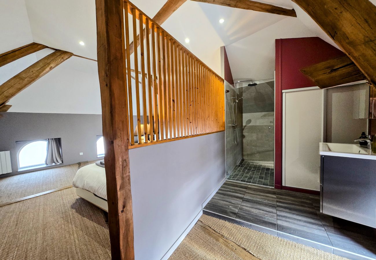 House in Chablis - Gite De L'Aeti - SPA prive - Piscine - Vignoble