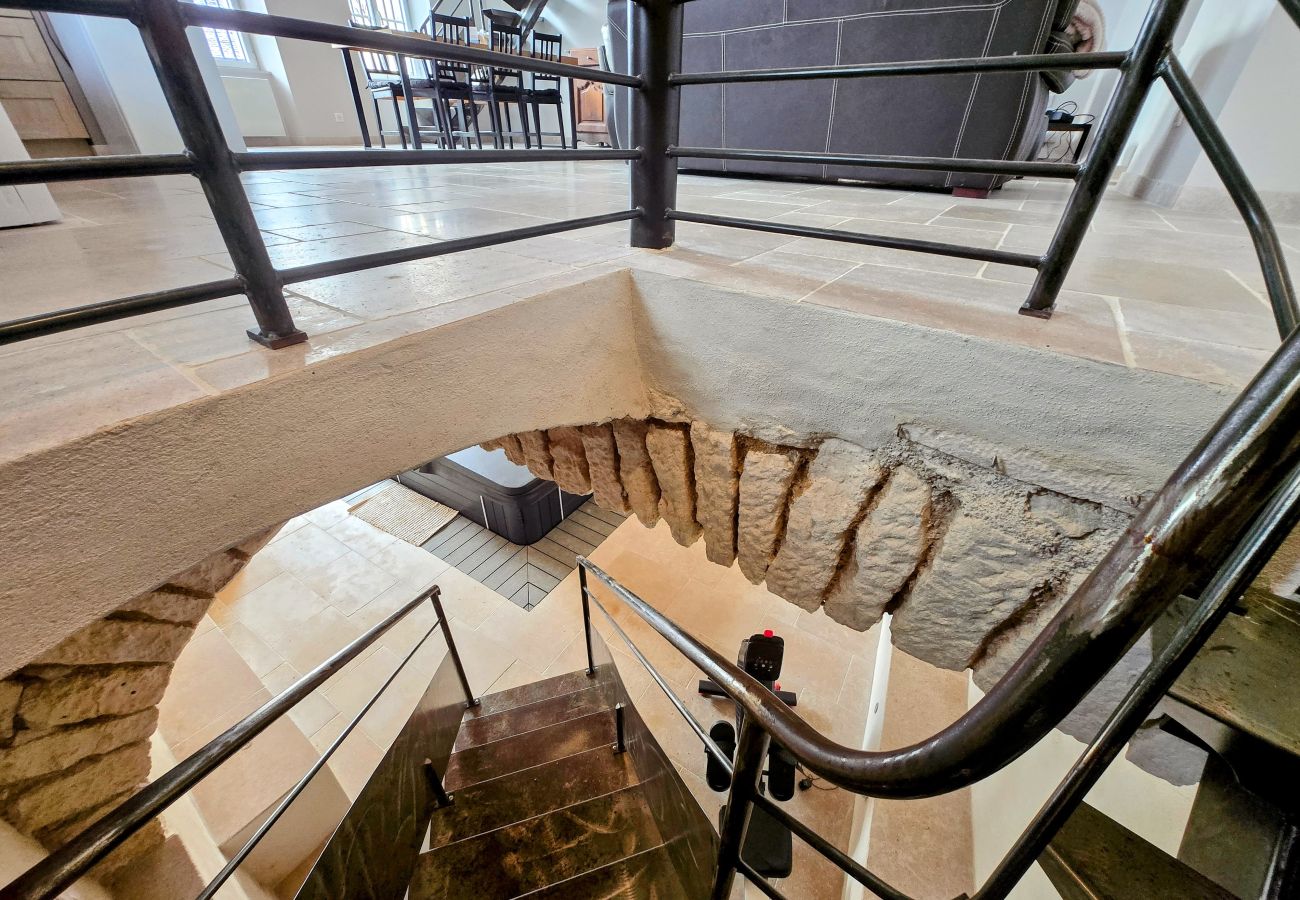 House in Chablis - Gite De L'Aeti - SPA prive - Piscine - Vignoble