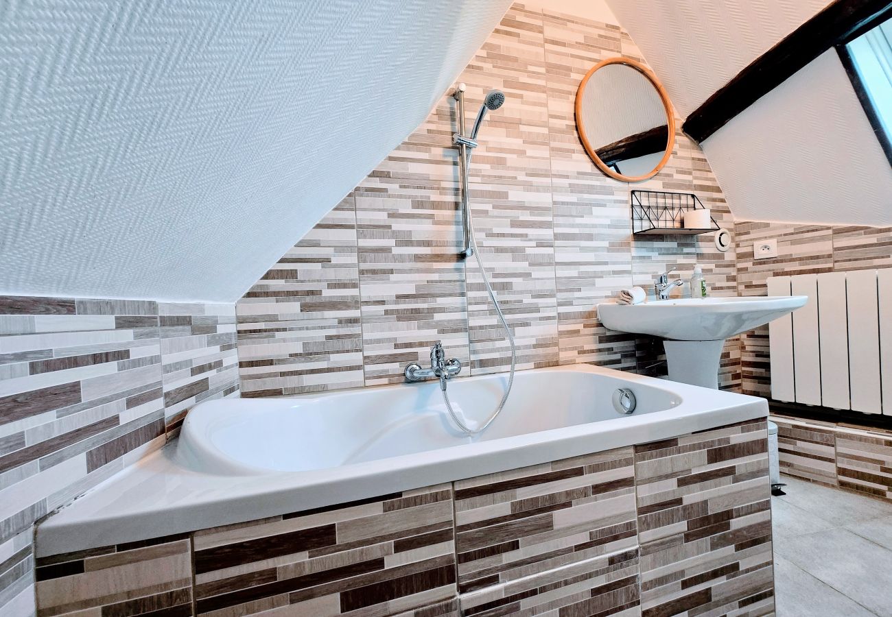 Apartment in Chablis - La Croix Duplex - Bail Partner