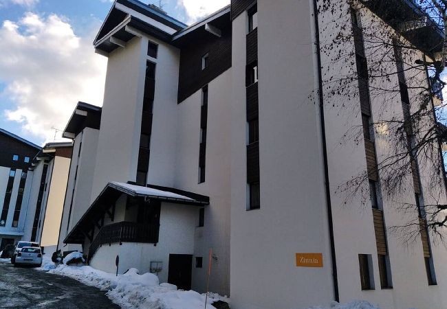 Appartement à Arâches-la-Frasse - Appartement avec Coin Montagne - Parking - Carroz Appartement à Arâches-la-Frasse - Appartement avec Coin Montagne - Parking - Carroz