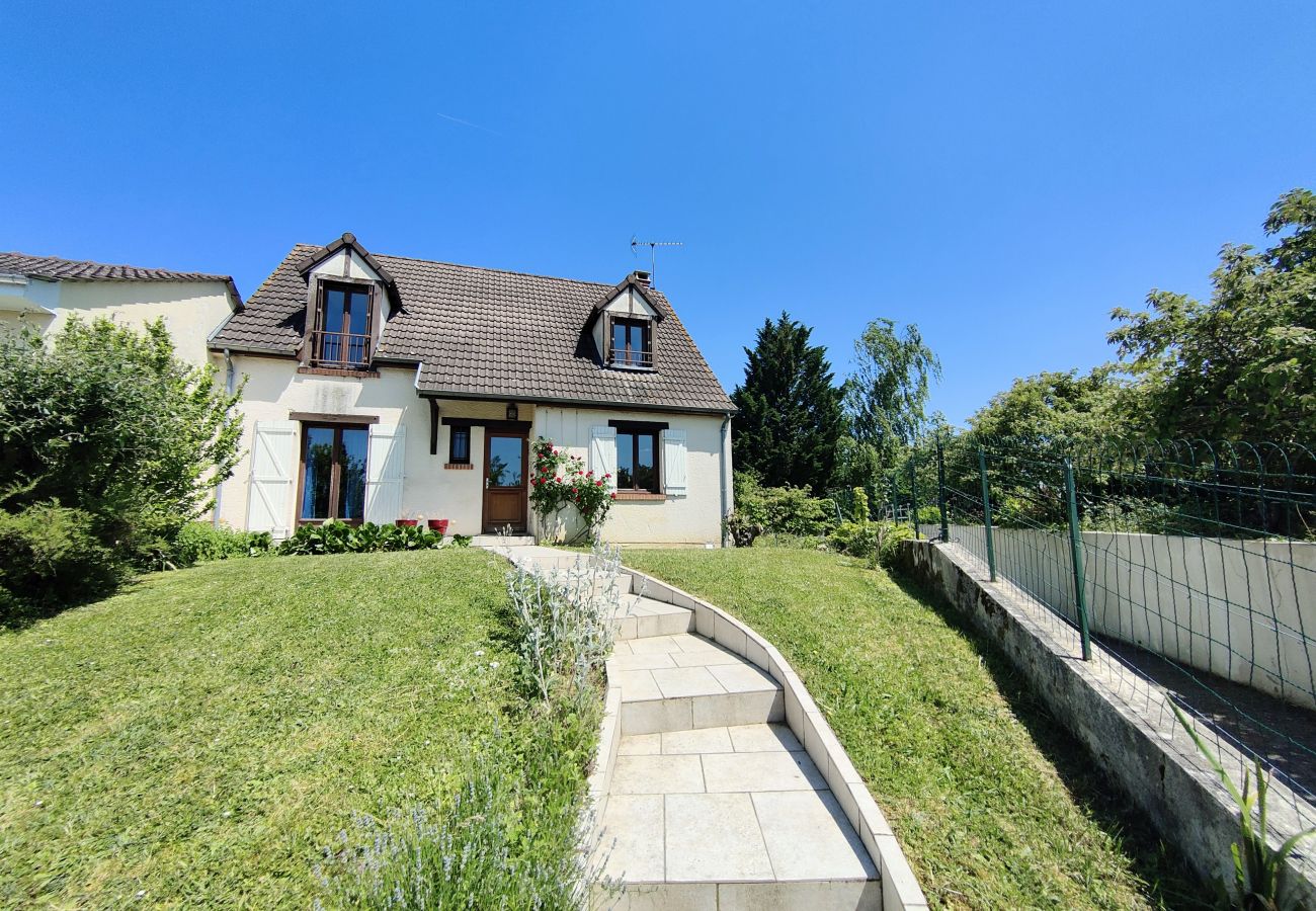 Maison à Saint-Georges-sur-Baulche - Jean Monnet - Séjour à Saint Georges