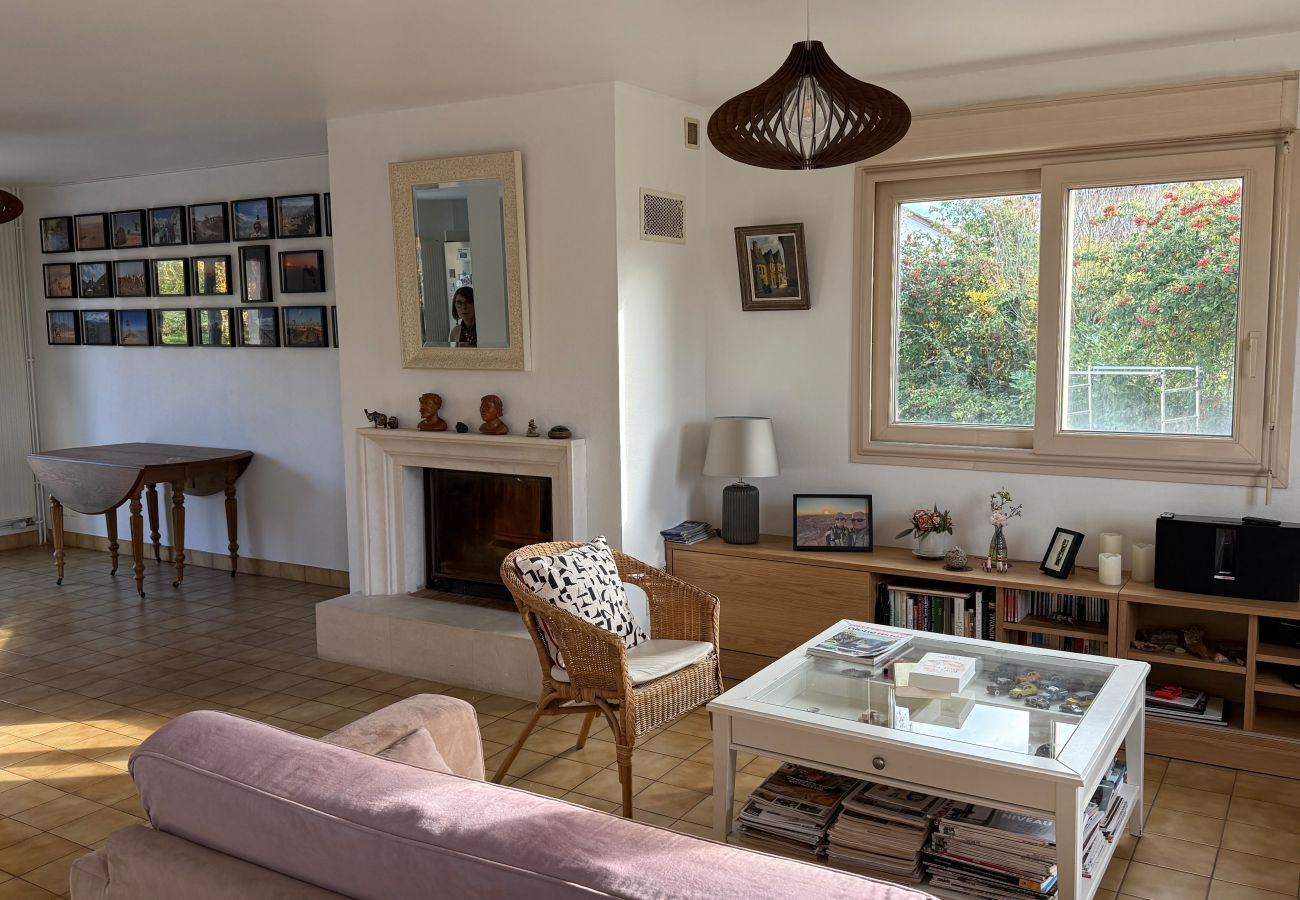 Maison à Saint-Georges-sur-Baulche - Jean Monnet - Séjour à Saint Georges