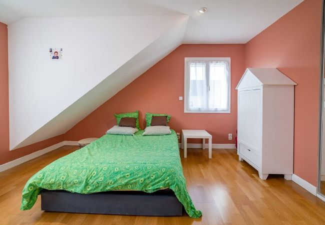 Maison à Auxerre - Hubert Fabureau - Séjour à Auxerre Maison à Auxerre - Hubert Fabureau - Séjour à Auxerre