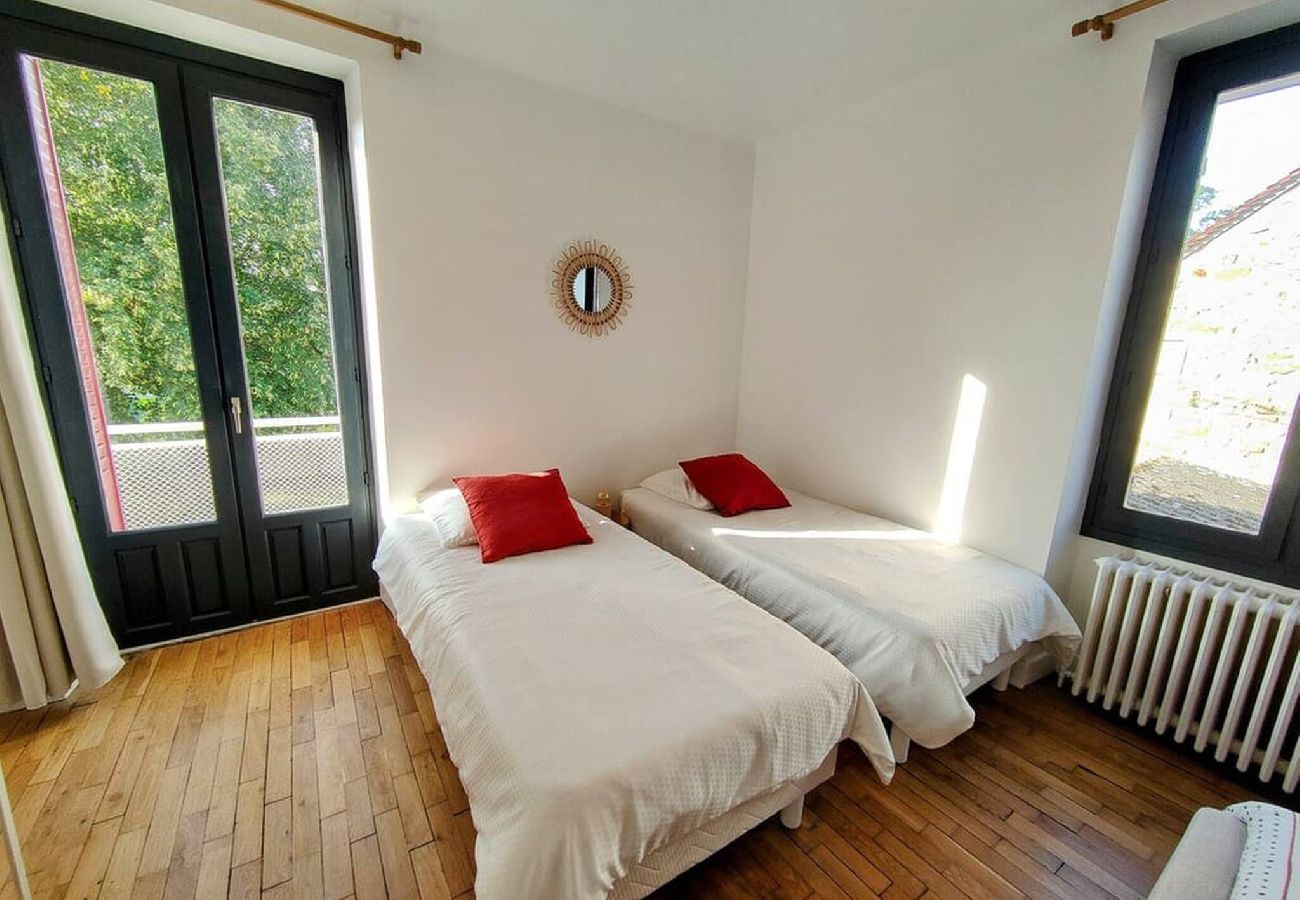 Appartement à Auxerre - Mare - Séjour à Auxerre