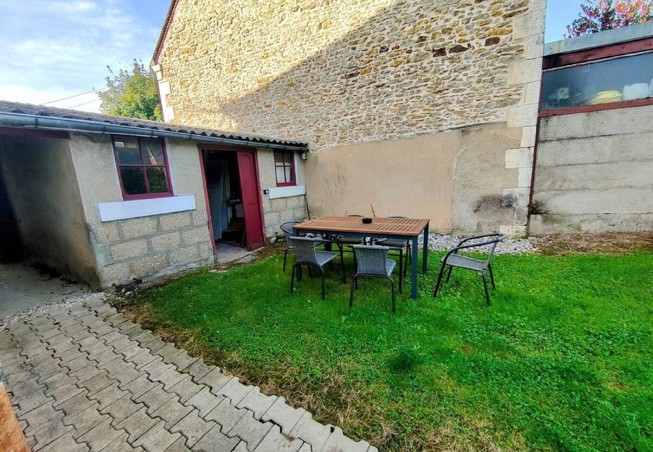 Appartement à Auxerre - Mare - Séjour à Auxerre