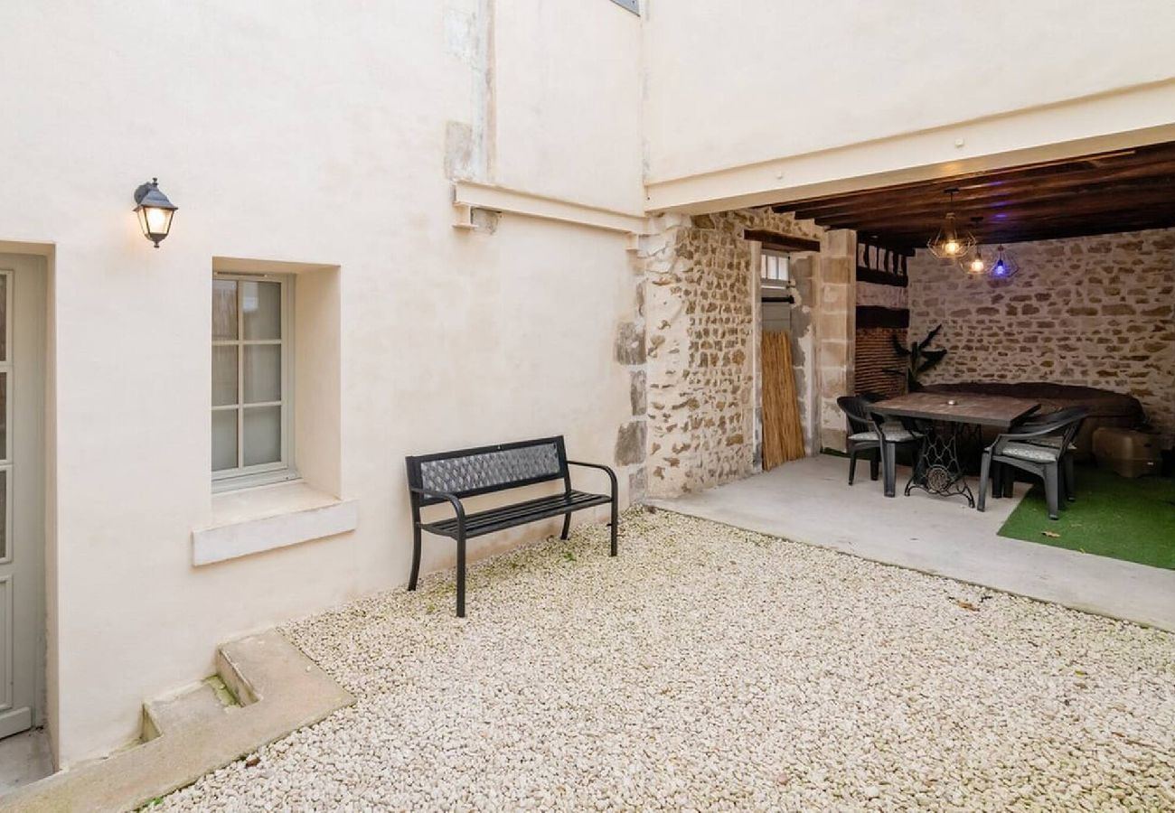 Maison à Auxerre - Biau - Séjour à Auxerre