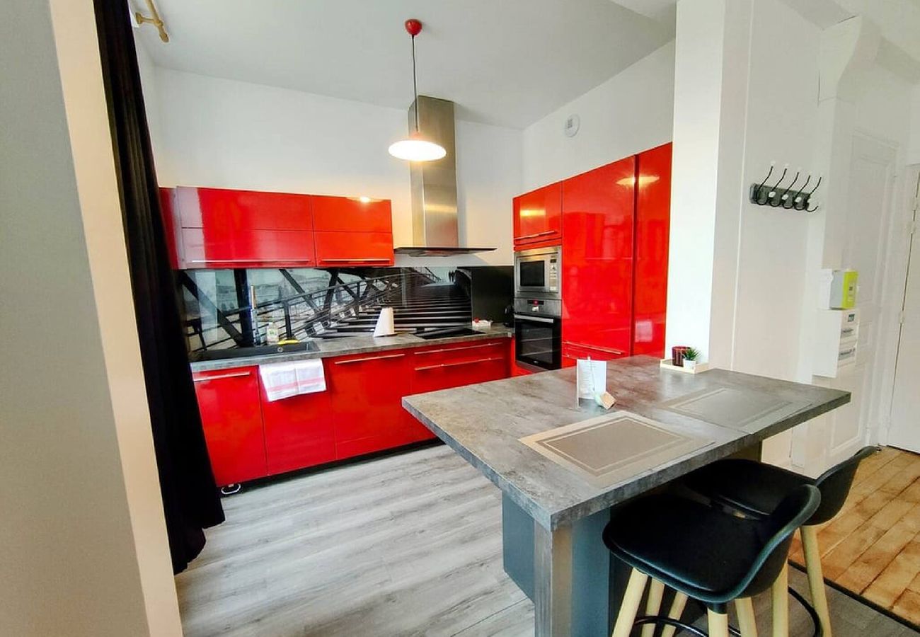 Studio à Auxerre - Paris III - Séjour à Auxerre
