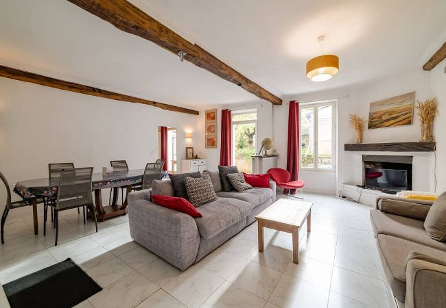 Maison à Auxerre - Saint Pèlerin - Séjour à Auxerre Maison à Auxerre - Saint Pèlerin - Séjour à Auxerre