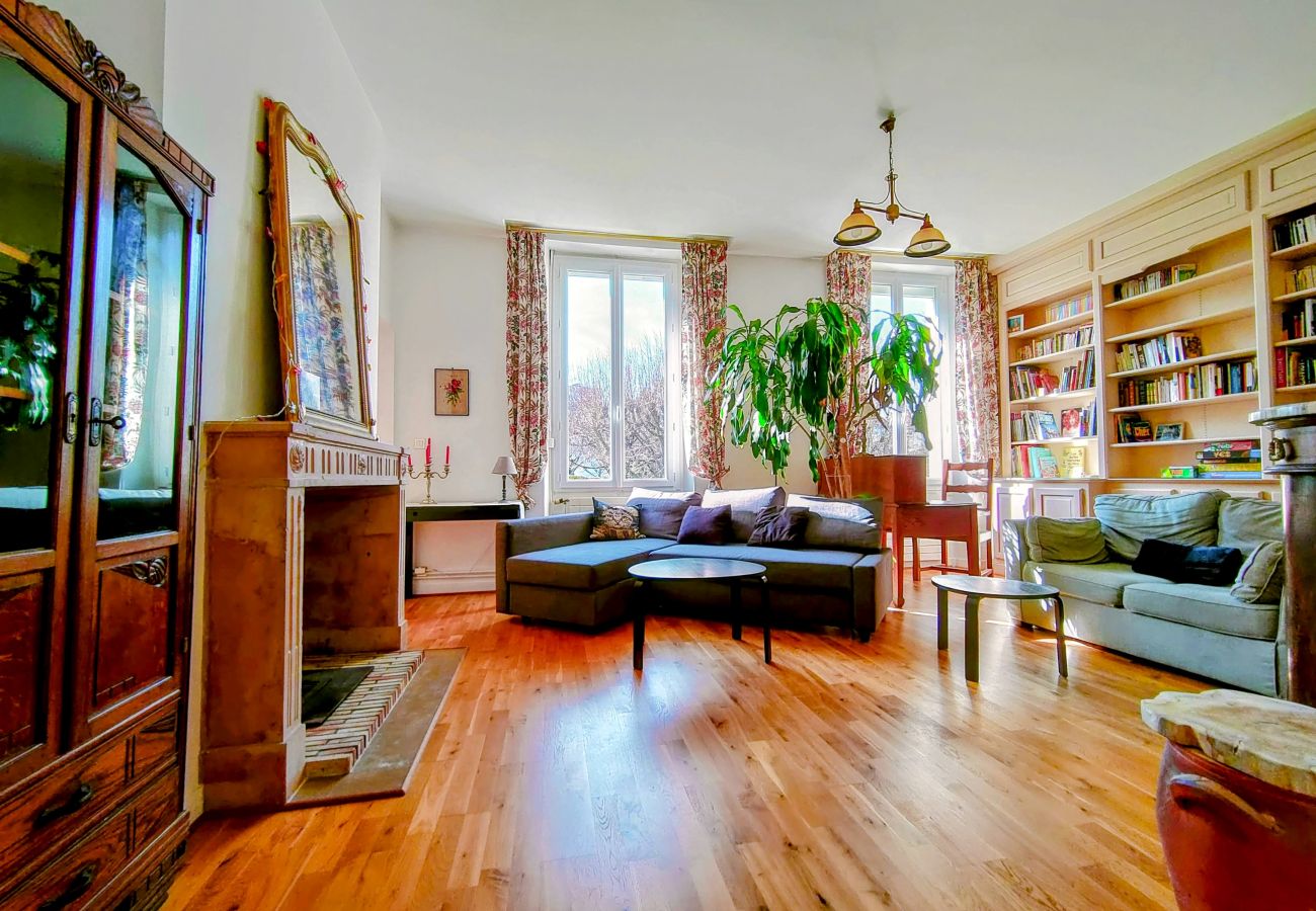 Appartement à Auxerre - J.Cocoon - Séjour à Auxerre