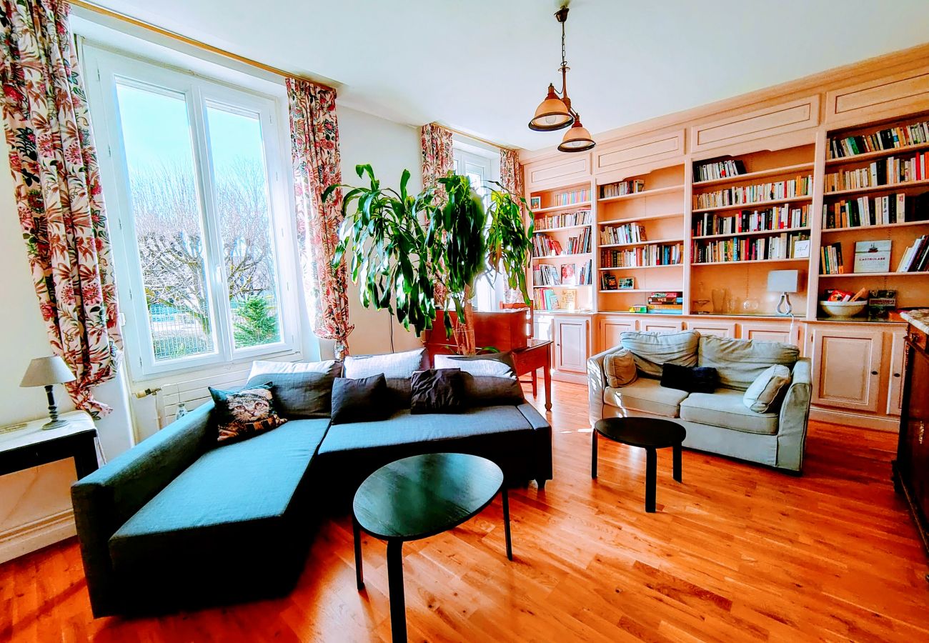 Appartement à Auxerre - J.Cocoon - Séjour à Auxerre