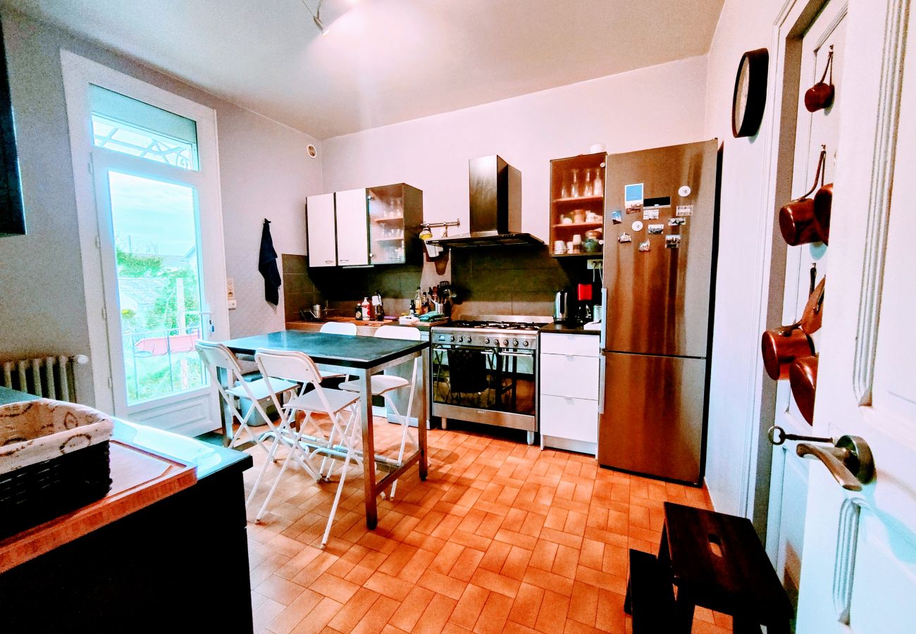 Maison à Auxerre - Champoulains - Séjour à Auxerre