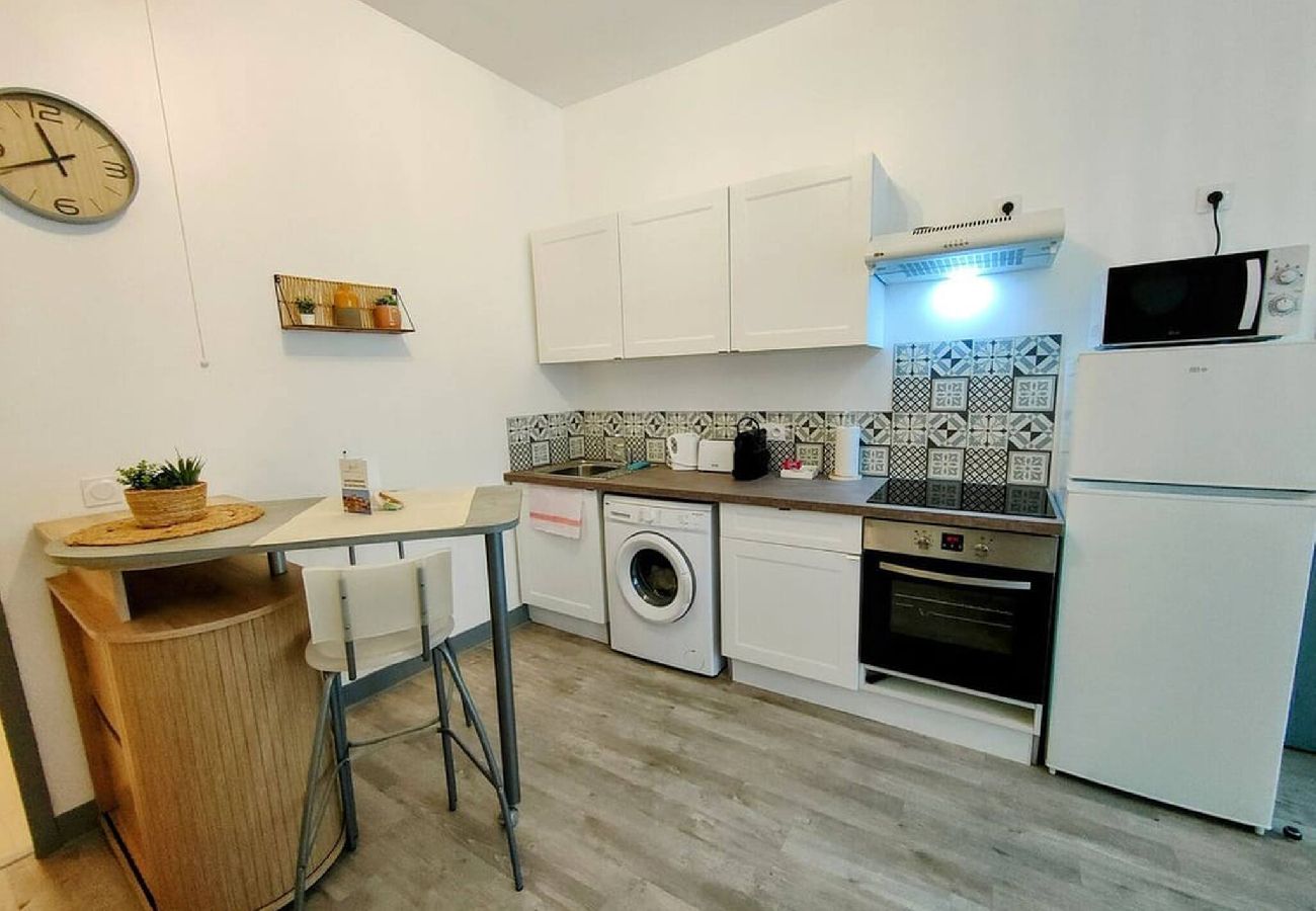 Studio à Auxerre - Paris I - Séjour à Auxerre