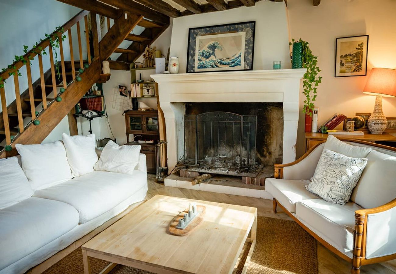 Maison à Ouanne - Chastenay - Séjour à Ouanne