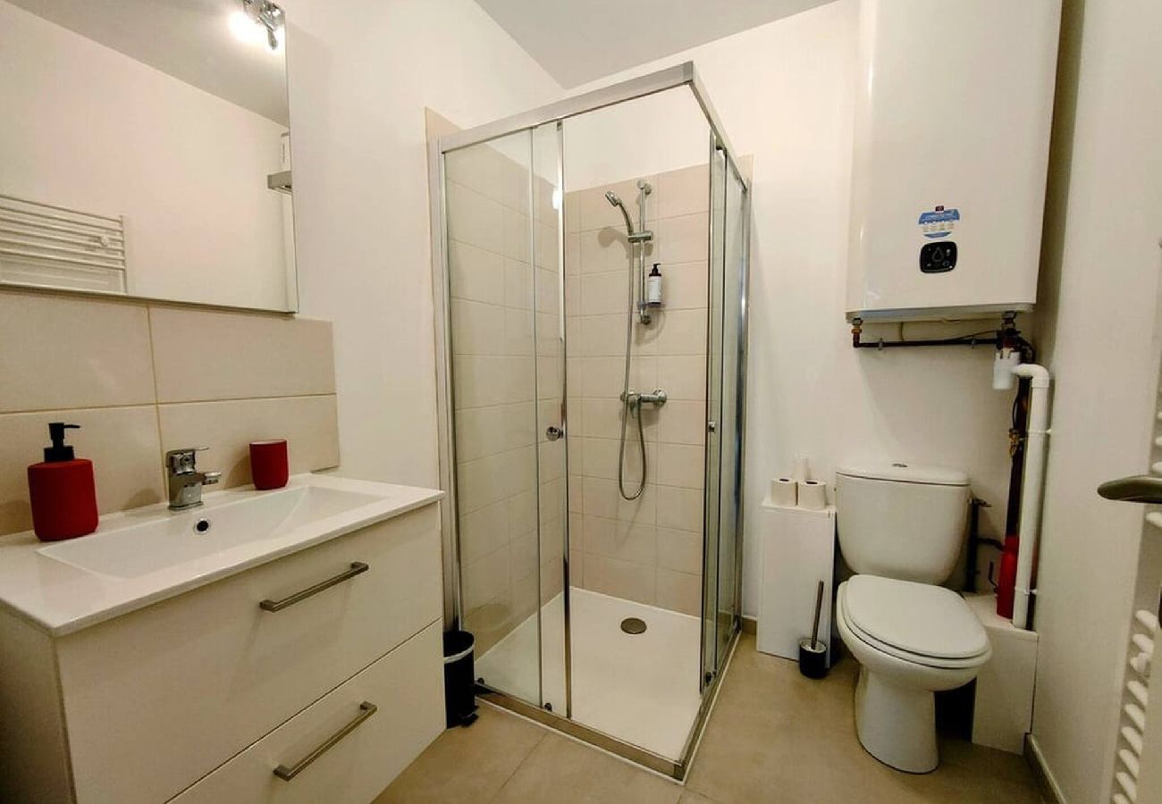 Studio à Auxerre - Paris IV - Séjour à Auxerre