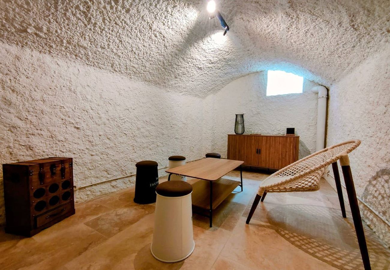 Appartement à Auxerre - Rêves & Bois - Séjour à Auxerre