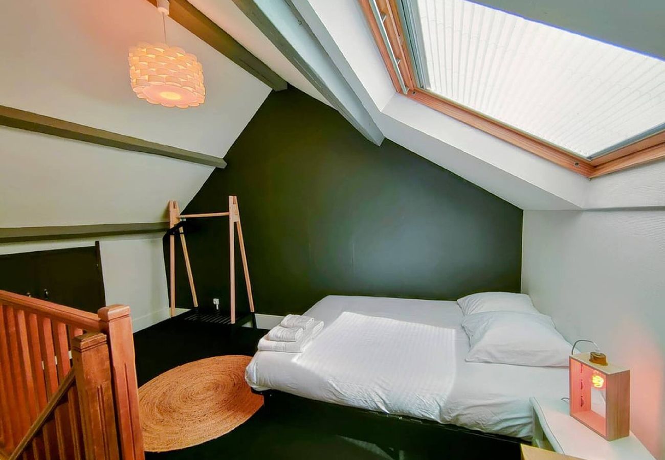 Appartement à Auxerre - Rêves & Bois - Séjour à Auxerre