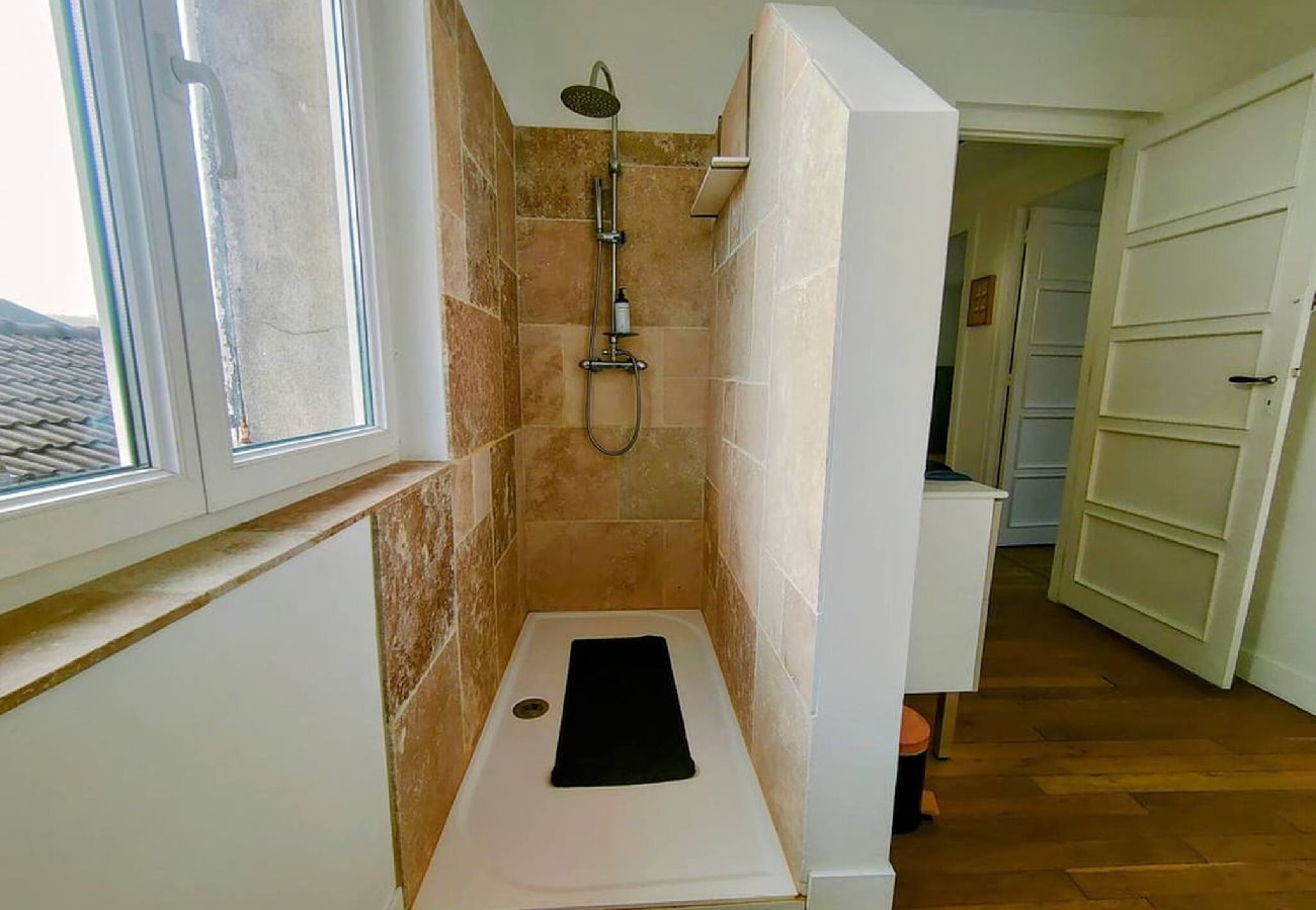 Appartement à Auxerre - Waldeck Rousseau - Séjour à Migennes