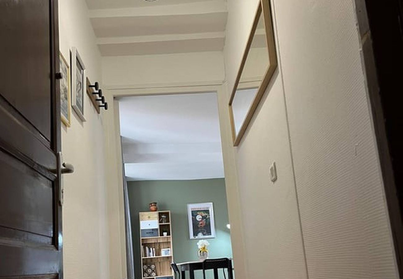 Appartement à Auxerre - La Fortification - Séjour à Auxerre