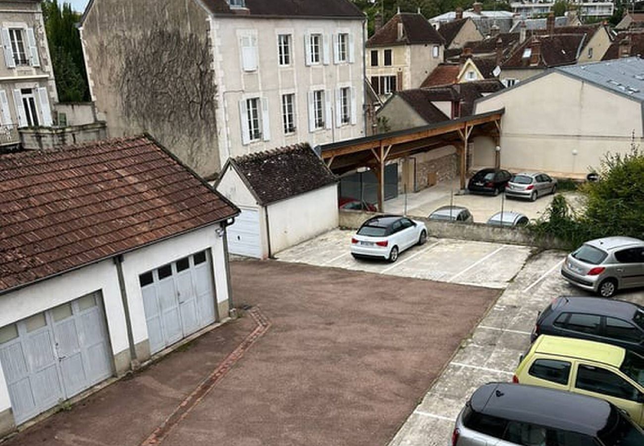 Appartement à Auxerre - La Fortification - Séjour à Auxerre