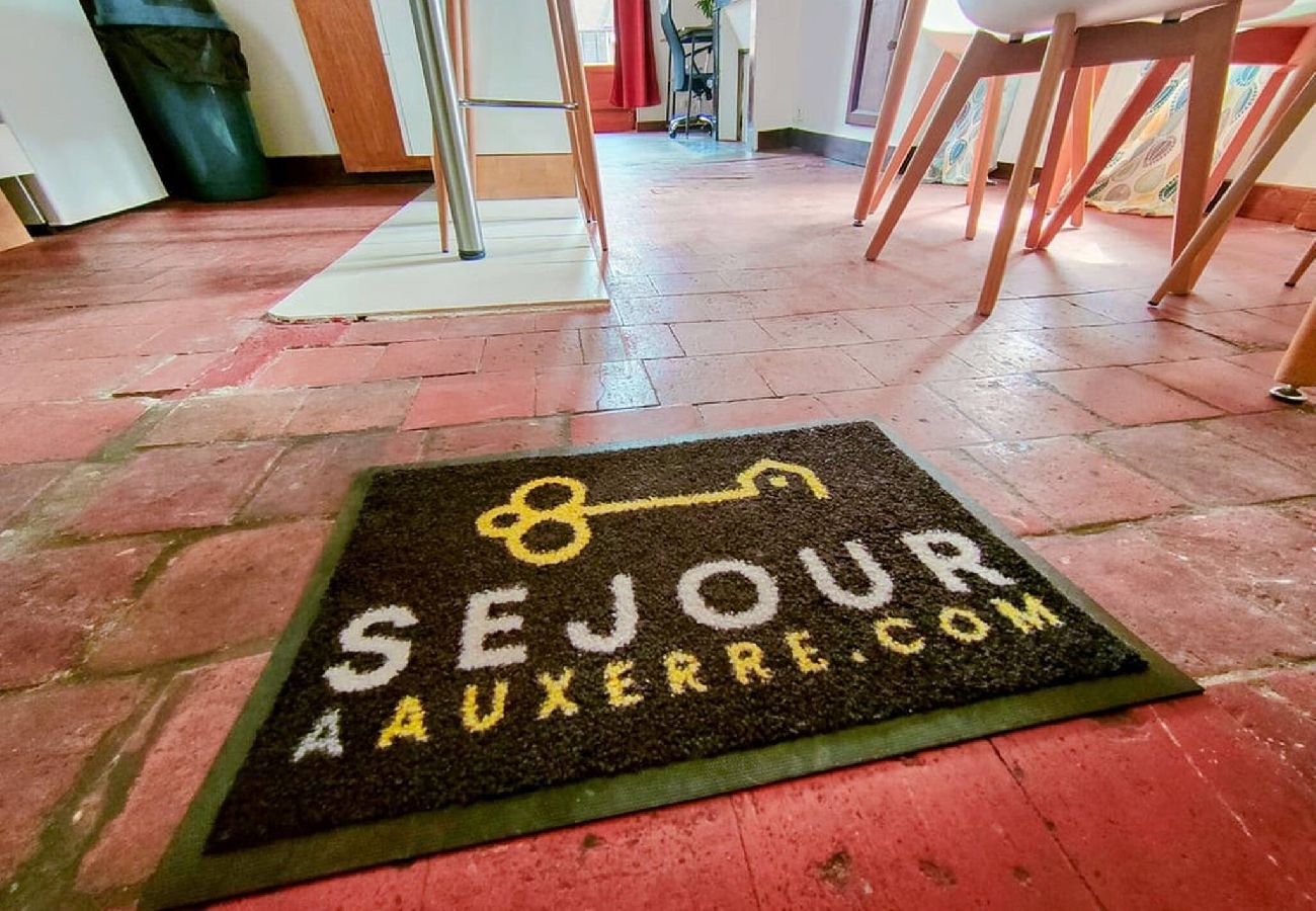 Appartement à Auxerre - Saint Pierre - Séjour à Auxerre