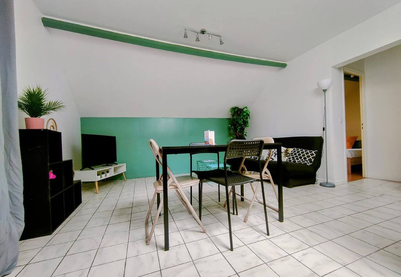 Appartement à Auxerre - Perrière - Séjour à Auxerre
