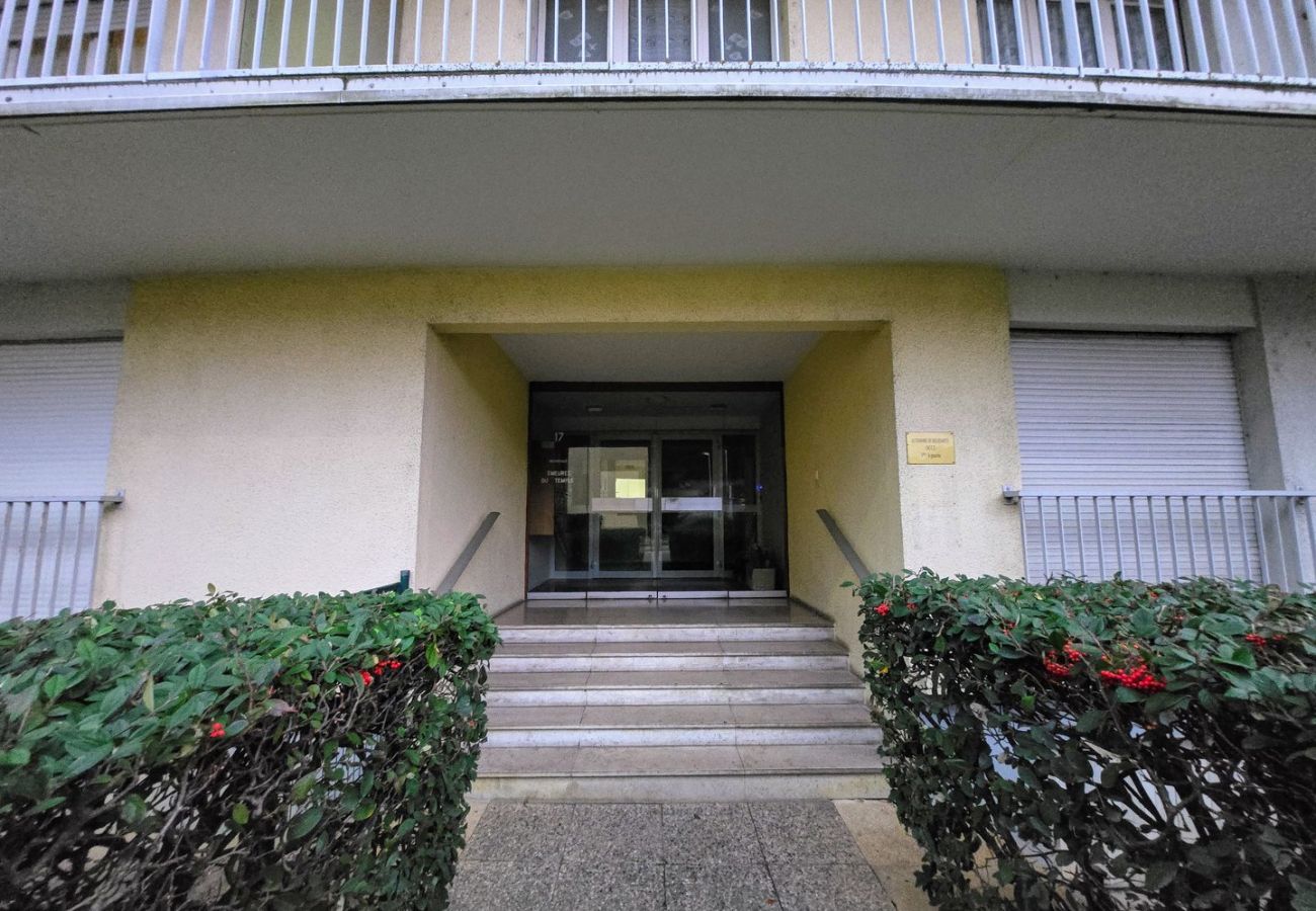 Studio à Auxerre - Bourneil - Séjour à Auxerre