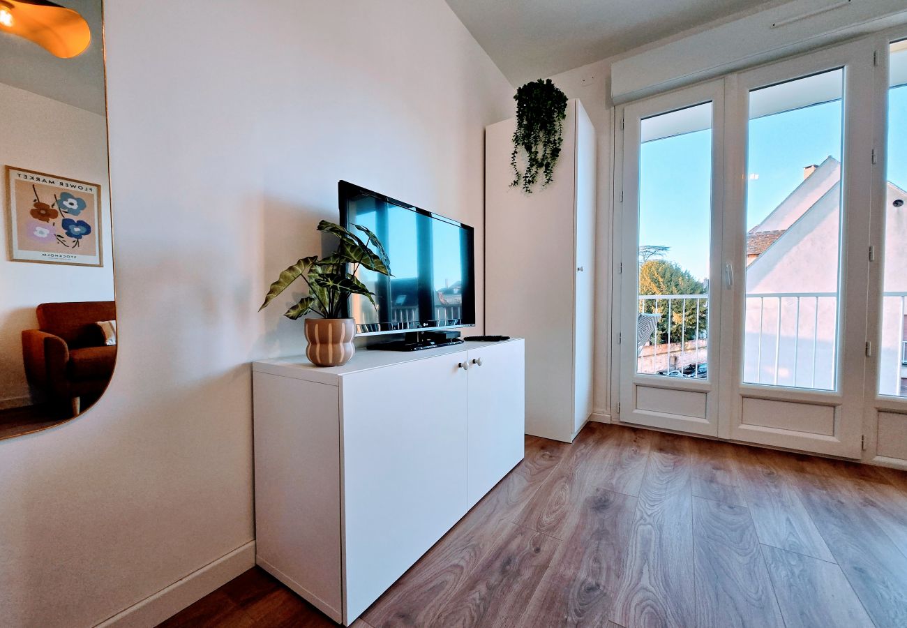 Studio à Auxerre - Bourneil - Séjour à Auxerre