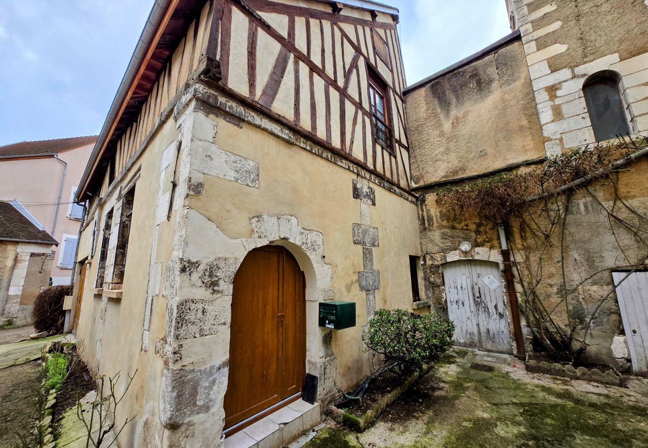 Appartement à Auxerre - Petit Icaunais - Séjour à Auxerre