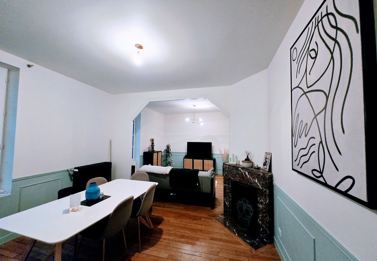 Appartement à Auxerre - Vauban - Séjour à Auxerre