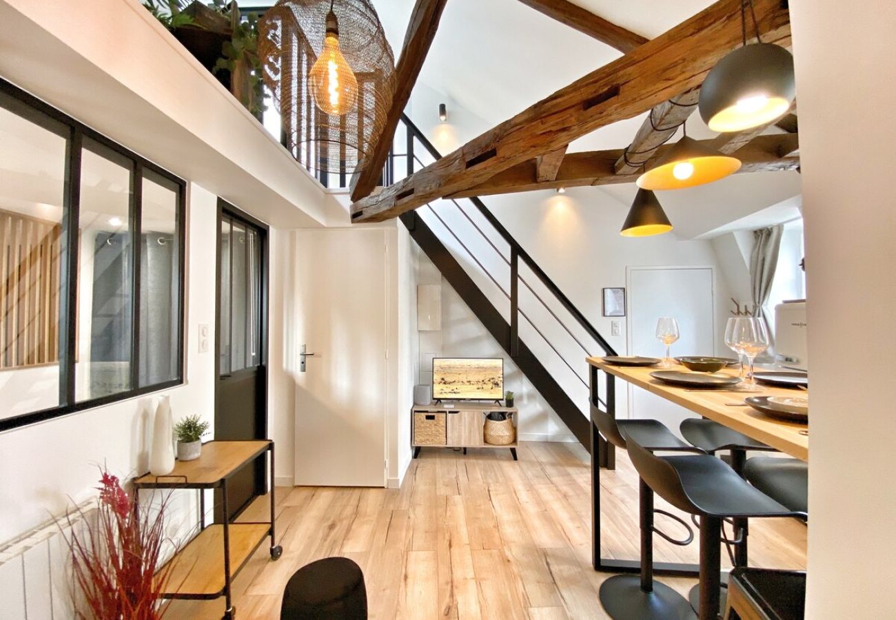 Appartement à Auxerre - Le Repères des Sommeliers - Séjour à Auxerre