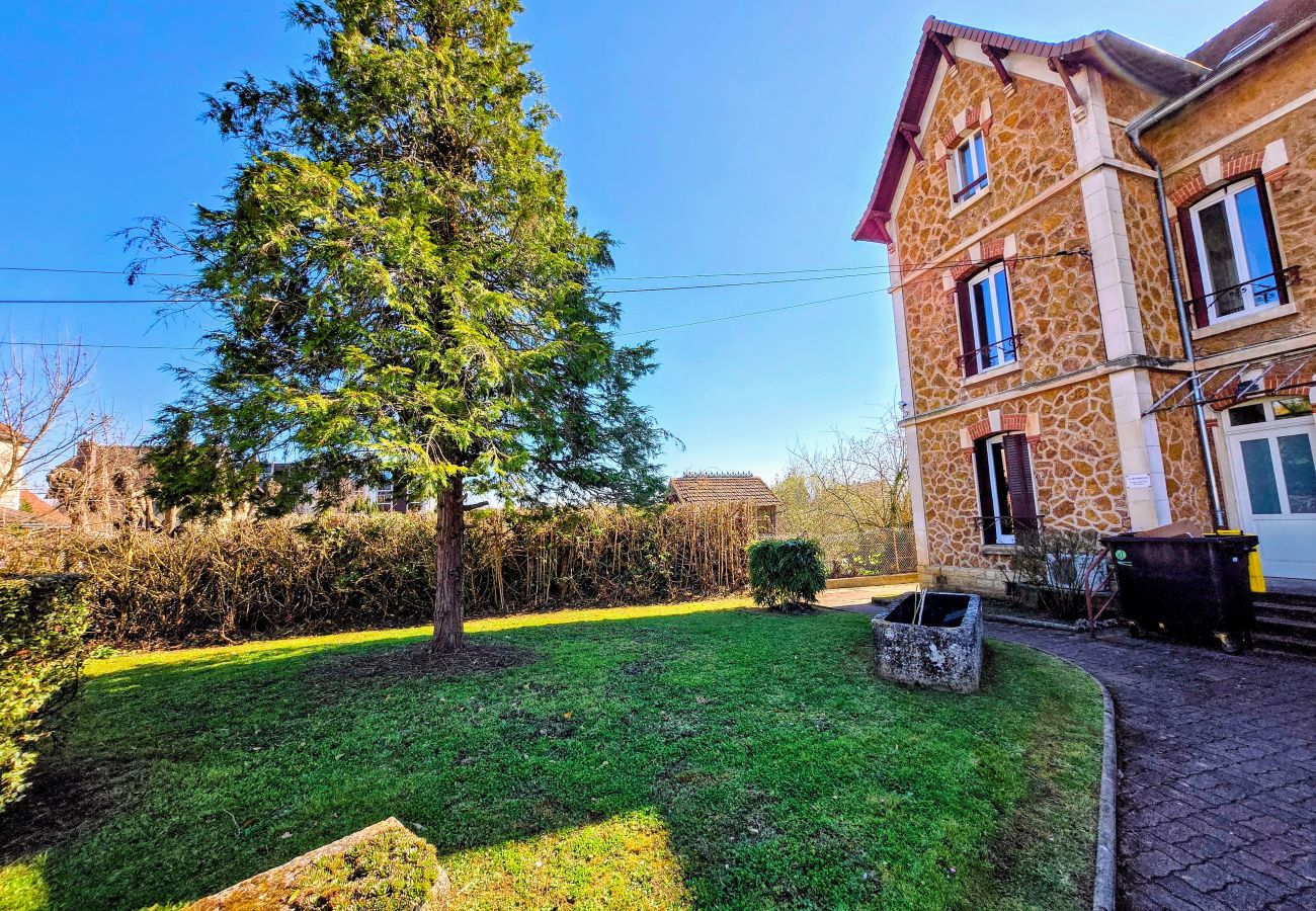 Studio à Auxerre - Joffre - Séjour à Auxerre