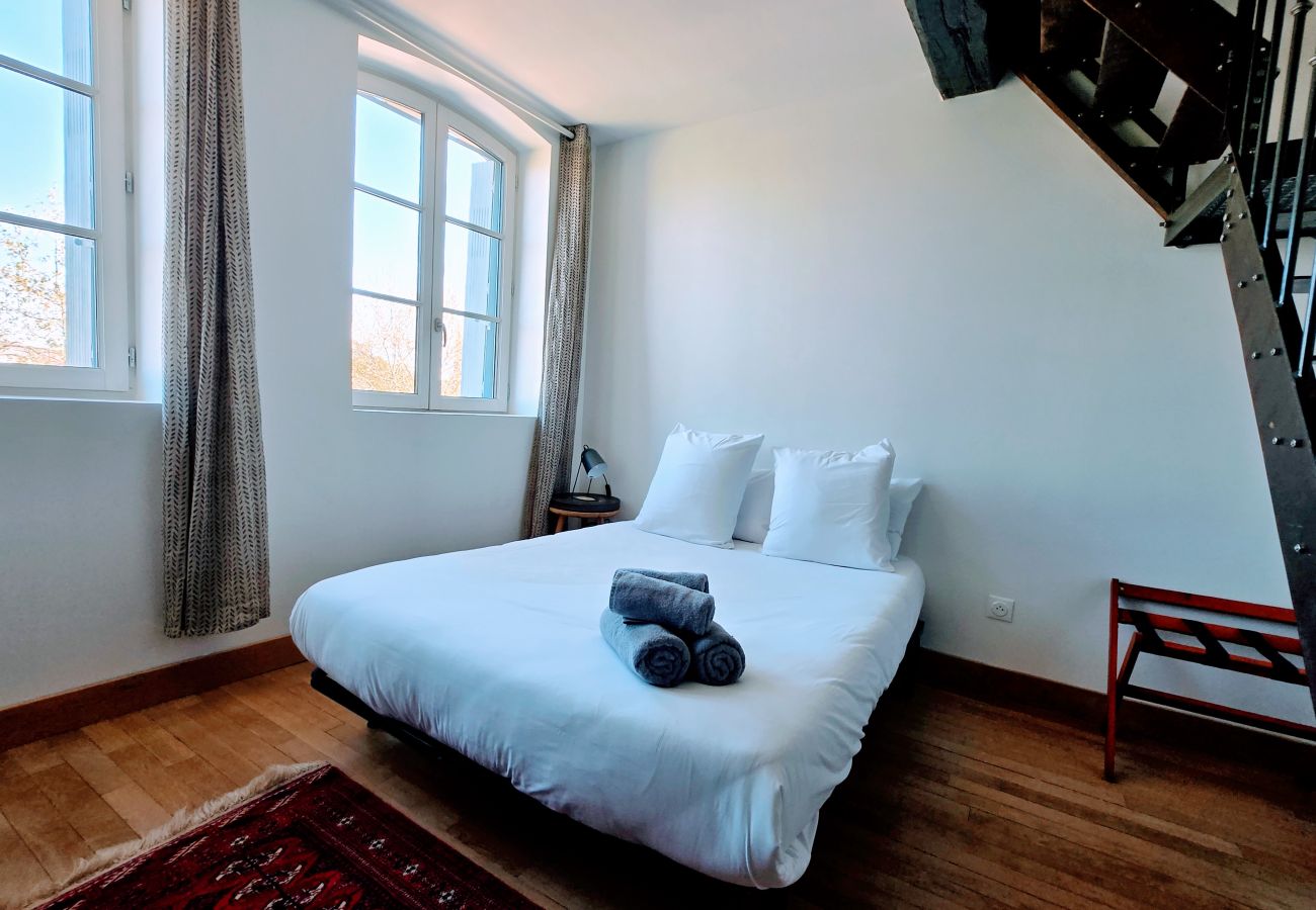 Appartement à Auxerre - La Marine - Séjour à Auxerre