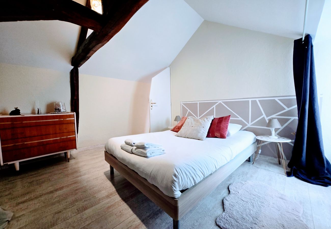 Appartement à Auxerre - Foch - séjour à Auxerre