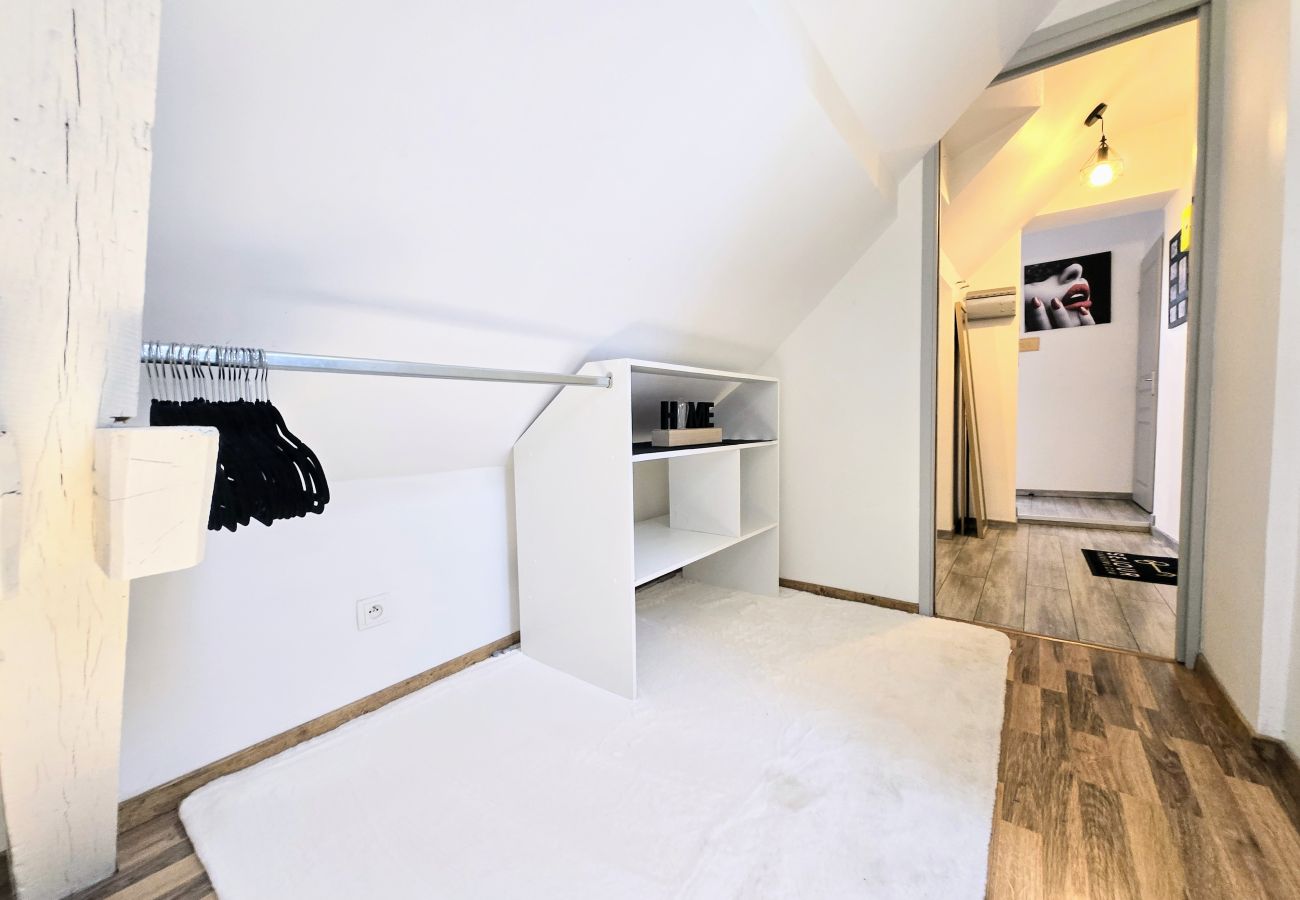 Appartement à Auxerre - Le Cosy - Séjour à Auxerre