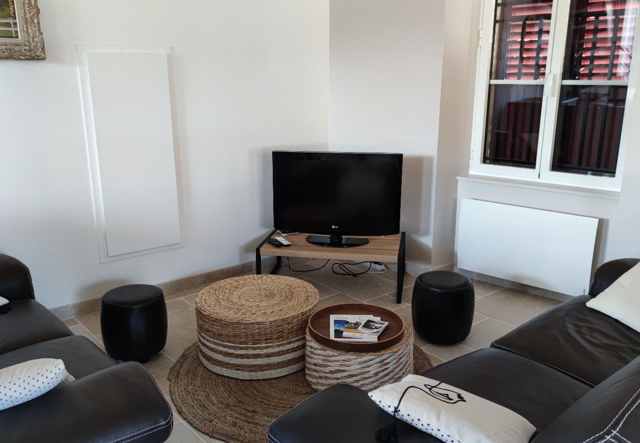 Maison à Chablis - Gîte De L'aeti